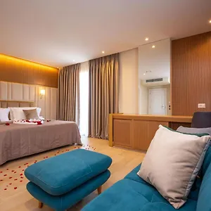 4* Hotel Merar